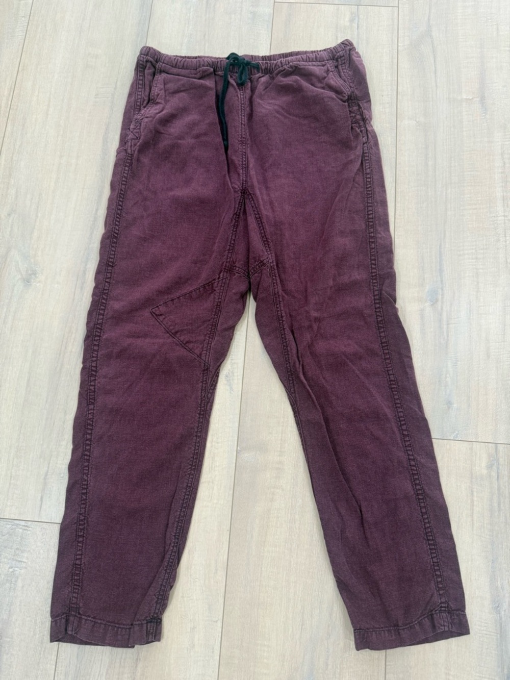 freecity Straight Leg Drawstring Pants in Plum